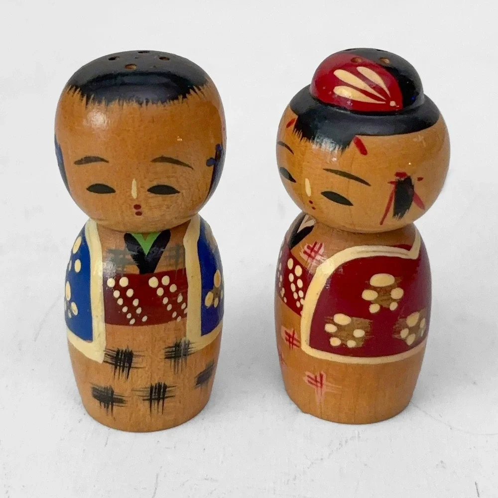 VTG Japanese Kokeshi Doll Salt & Pepper Shakers Wooden Hand Painted Japan